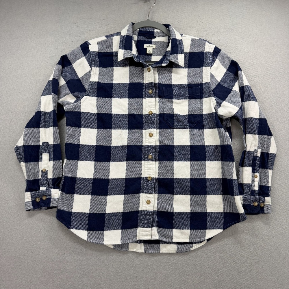 LL Bean Flannel Shirt Women' M Petite Medium Blue White Buffalo Plaid Cabincore